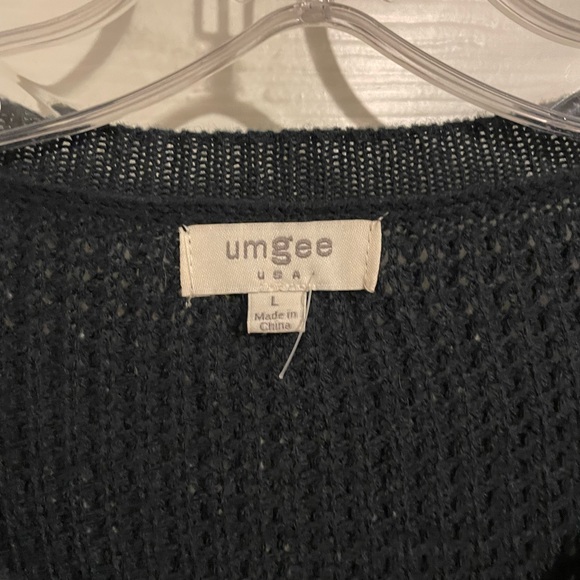 Oversized Multi- Color Sweater - Picture 3 of 3